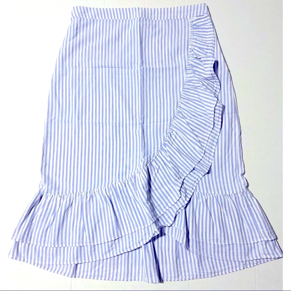 GAP Blue White Stripe Wrap Skirt NWOT - Picture 3 of 10